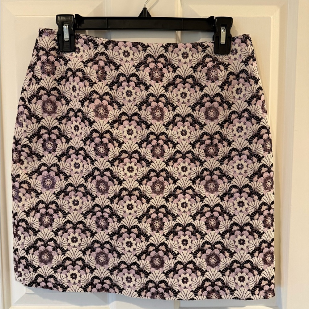 NEW NAF NAF Womens Size 38 US 6  Metallic Floral Straight Skirt